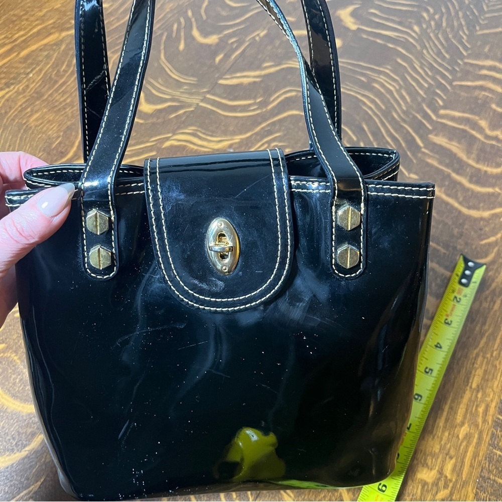 Eric Javits Squishee Black Patent Tote with Gold Hardware - Picture 7 of 9